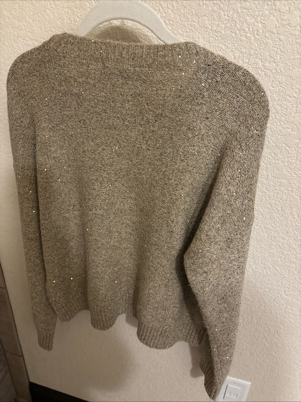 Loft Women’s Sweater Crew Neck Size Small Long Sleeve Tan With Gold Sequins - Picture 5 of 6